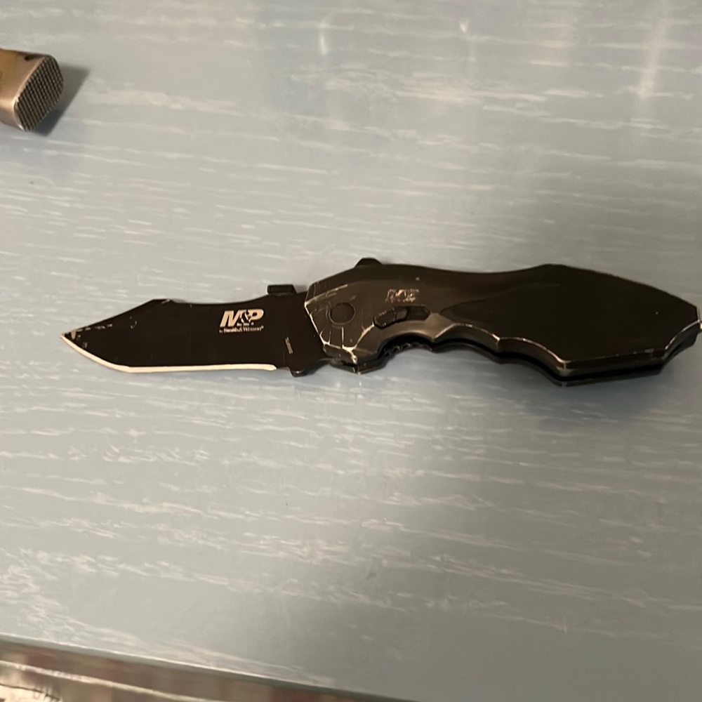Smith and Wesson tactical knife